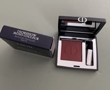 Image of DIOR Diorshow Mono Couleur Couture Eyeshadow Shade 884 - Rouge Trafalgar