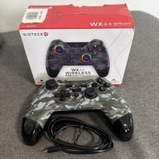 Image of Gioteck WX4+ Wireless RGB Gaming Controller for Nintendo Switch Dark Camo #2