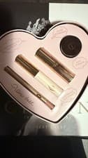 Image of Charlotte Tilbury PILLOW TALK ICONS ON THE GO LIP & EYE KIT
