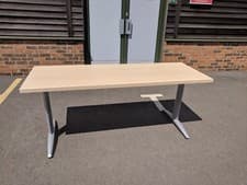Image of Single Bench Desk with 1765 x 650 x 38mm Maple Effect Worktop | Italian Designed