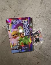 Image of BRATZ BRATZIEZ ICONZ SERIEZ PLUSH KEYCHAIN BLIND BOX KOOL KAT JADE