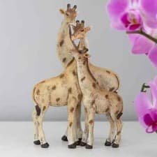 Image of Giraffe Family Ornament Figurine 16cm Gift Home Decor Resin