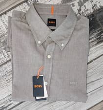 Image of BNWT Hugo Boss Rickert _ M shirt button down collar size L mocha- light brown