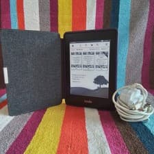 Image of Amazon Kindle Paperwhite 5th Gen Black EBook Reader - Original Case + A Charger