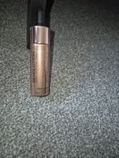 Image of MakeUp Revolution Liquid Highlighter 18ml -  NEW Sealed - Lustre Gold Shade