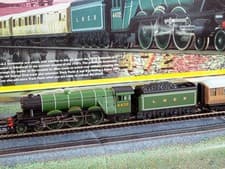 Image of Hornby R1039 Flying Scotsman Train Set + Track Pack C + 4x Superquick Kits
