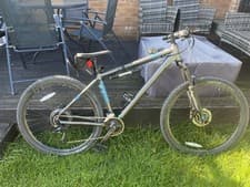 Image of Pinnacle Kapur 2 Mountain Bike Unisex, Gray, Excelllent Coniditon Ardealy Used
