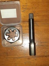 Image of UNF 1/2" x 20 HSS Hand Tap + HSS hexagon die nut