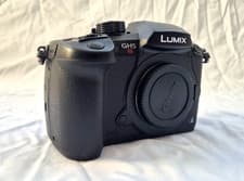 Image of Panasonic Lumix DC-GH5S 10.2 MP Digital SLR Camera + lens