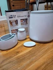 Image of White & Grey 4 Piece Bathroom Accessory Set