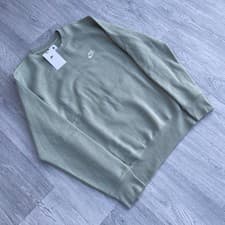 Image of Nike Foundation Club Fleece Crew Sweatshirt - Jade Horizon Green [S] BV2662-371