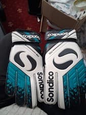 Image of Sondico Pro Goalkeeper Gloves Size 10 New Wirh Zipped Carry Case