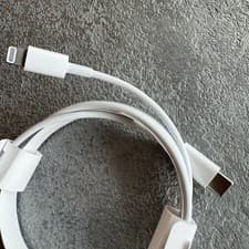 Image of Genuine Apple USB-C to Lightning Cable Fast Charge For iPhone 8 X SE 11 12 13 14