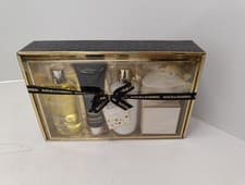 Image of Baylis & Harding Sweet Mandarin & Grapefruit Perfect Pamper Gift set - Vegan