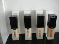 Image of Givenchy Prisme Libre Skin Caring Matte Foundation 30ml CHOOSE SHADE