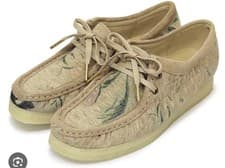 Image of CLARKS LADIES WALLABEE GREY FLORAL UK SIZE 6 D / 39.5  