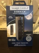 Image of New Yankee Candle Sidekick Pendant  Fragrance Kit  Midsummer's Night  W/Refill