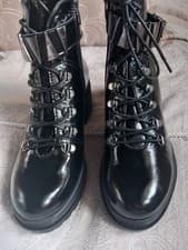 Image of NEW MODA IN PELLE BLACK PATENT LEATHER ANKLE BOOTS WITH METAL TRIM SIZE 5