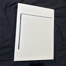 Image of Apple MacBook Air 15-inch M3 (2024) 8GB RAM 512GB SSD Space Grey