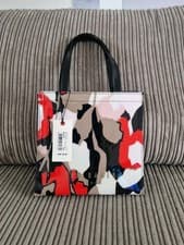 Image of New Ted Baker London Camocon Retro Flood Small Printed Icon tote Bag red black