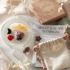 Image of Manifest Love Crystal Kit Break Up Healing Dating Confidence Gift