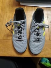 Image of adidas Predator Accuracy.4 Astro Turf Football Boots Boys Size UK3