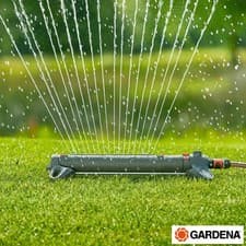 Image of GARDENA AquaZoom Oscillating Garden Sprinkler - Coverage up to 350m²