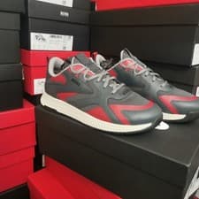Image of Hugo boss mens Titanium_Runn trainers size 7 Grey brand new boxed rrp£179