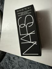 Image of NARS Sheer Glow Foundation 30ml Medium Shade
