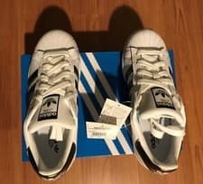 Image of adidas Women's Originals Superstar Shoes Trainers Size UK 3.5 White Black Gold 