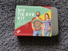 Image of Gift Republic DIY Tie Tye Dye Kit Set Top T-shirt Fabric Art Craft Fashion