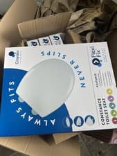 Image of Croydex Flexi-Fix Constance Fits Never Slips Slow Soft Close Toilet Seat White