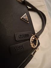 Image of Brand New and OriginaL GUESS Black Handbag Shoulder Bag