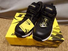 Image of Dunlop Safety Boots Size UK 6,5 EU 40