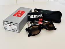 Image of Ray-Ban Original Wayfarer Classic Tortoise/Brown Sunglasses