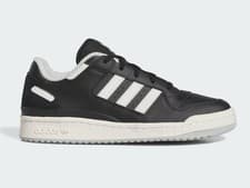 Image of adidas Originals Forum Low Trainers Sneakers (IE7218) Black Size UK 6-12.5