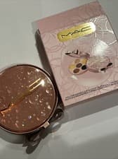 Image of MAC Eye Love Surprises Eye Shadow Palette X 6 Best Sellers New