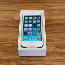 Image of Rare iOS 7.0.4 Apple iPhone 5s - 64GB - Gold (Unlocked) Brand New