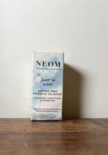 Image of neom organics - 'bedtime hero' scent to sleep essential oil blend
