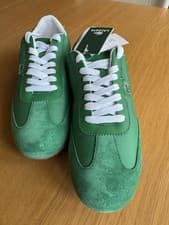 Image of Lacoste Live Men’s Green Canvass And Suede Trainers Size 8 (Slim Fitting).