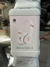 Image of Beats Solo 4 Wireless Bluetooth On Ear Headphones - Cloud Pink