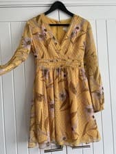 Image of Lovely Ted Baker Long Sleeve Dress - Size 1 - BRAND NEW