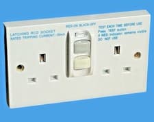 Image of Schneider RCD Socket White 13A Latching 30mA Moulded Double Twin Socket outlet