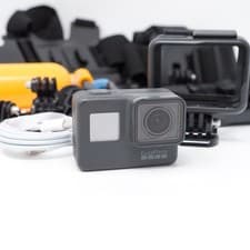 Image of GoPro Hero 5 Black 4K Action Camera Bundle - Great Condition