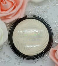 Image of MakeUp Obsession Baked Highlighter LIVE * LOVE - Light Highlighter Gold