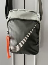 Image of Nike Heritage Small Crossbody Bag Winterized Jade Green Reflective Swoosh *BNWT*