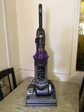 Image of DYSON DC33 ANIMAL BAGLESS UPRIGHT VACUUM CLEANER! NEW MOTOR 1 YEAR WARRANTY