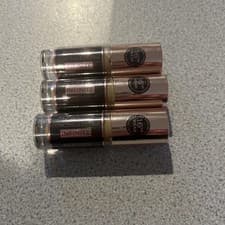 Image of 3 x Makeup Revolution Conceal & Define Long Wear Concealer Shade C9.5 Sealed