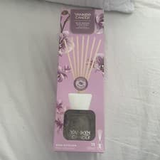Image of Yankee Candle Signature wild orchid Reed Diffuser 100ml Brand New