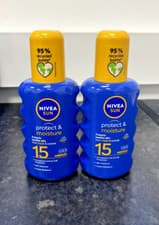 Image of 2 x NIVEA SUN | Protect & Moisture Spray SPF15 | Medium | All Skin Types | 200ml
